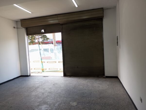 Arriendo Local Comercial Toberín Calle 170 - Image 3