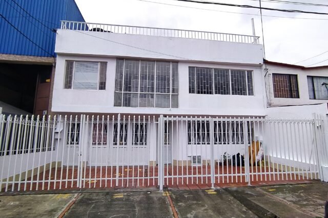 Arriendo Casa Comercial barrio Orquídeas