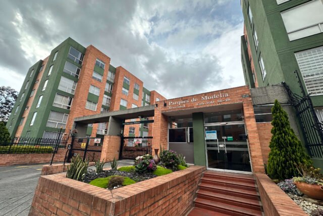 Apartamento Duplex para Venta en Modelia