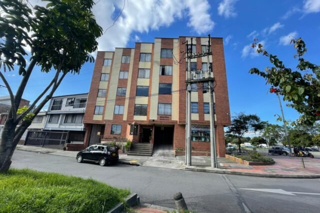Apartamento en arriendo, Edificio Zayton